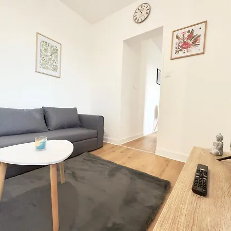 Kab'2 - Proche Gare شقة *